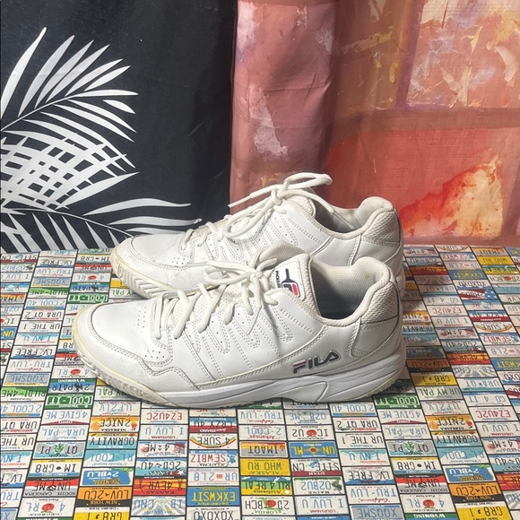 FILA White Leather Sneakers Men’s Size 10 - Picture 1 of 12